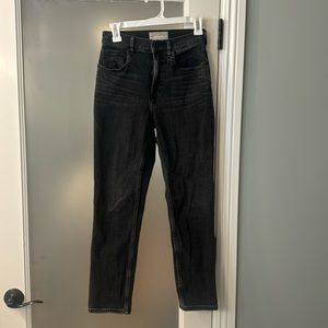 Everlane cheeky straight ankle length jeans.